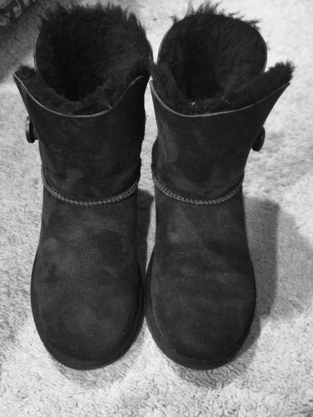 UGG selling pair
